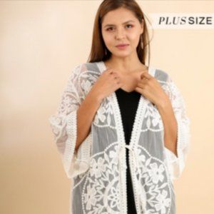 UMGEE Floral Medallion Embroidered Lace Kimono